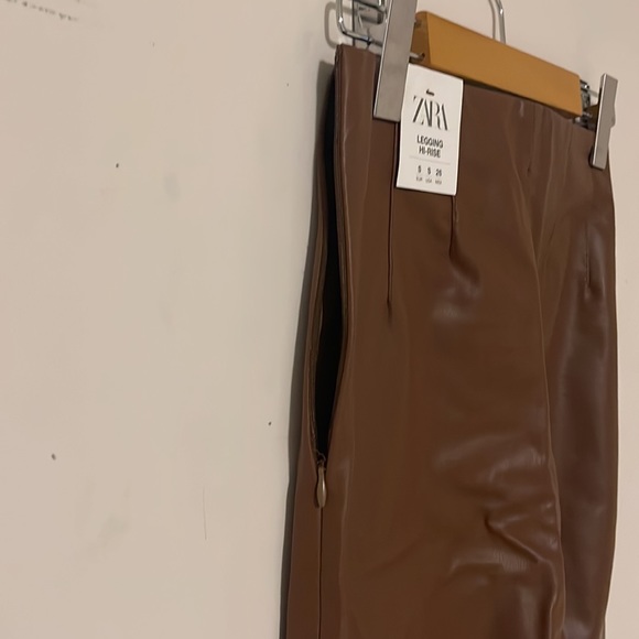 Zara Faux Leather Hi-Rise Leggings - Picture 5 of 5
